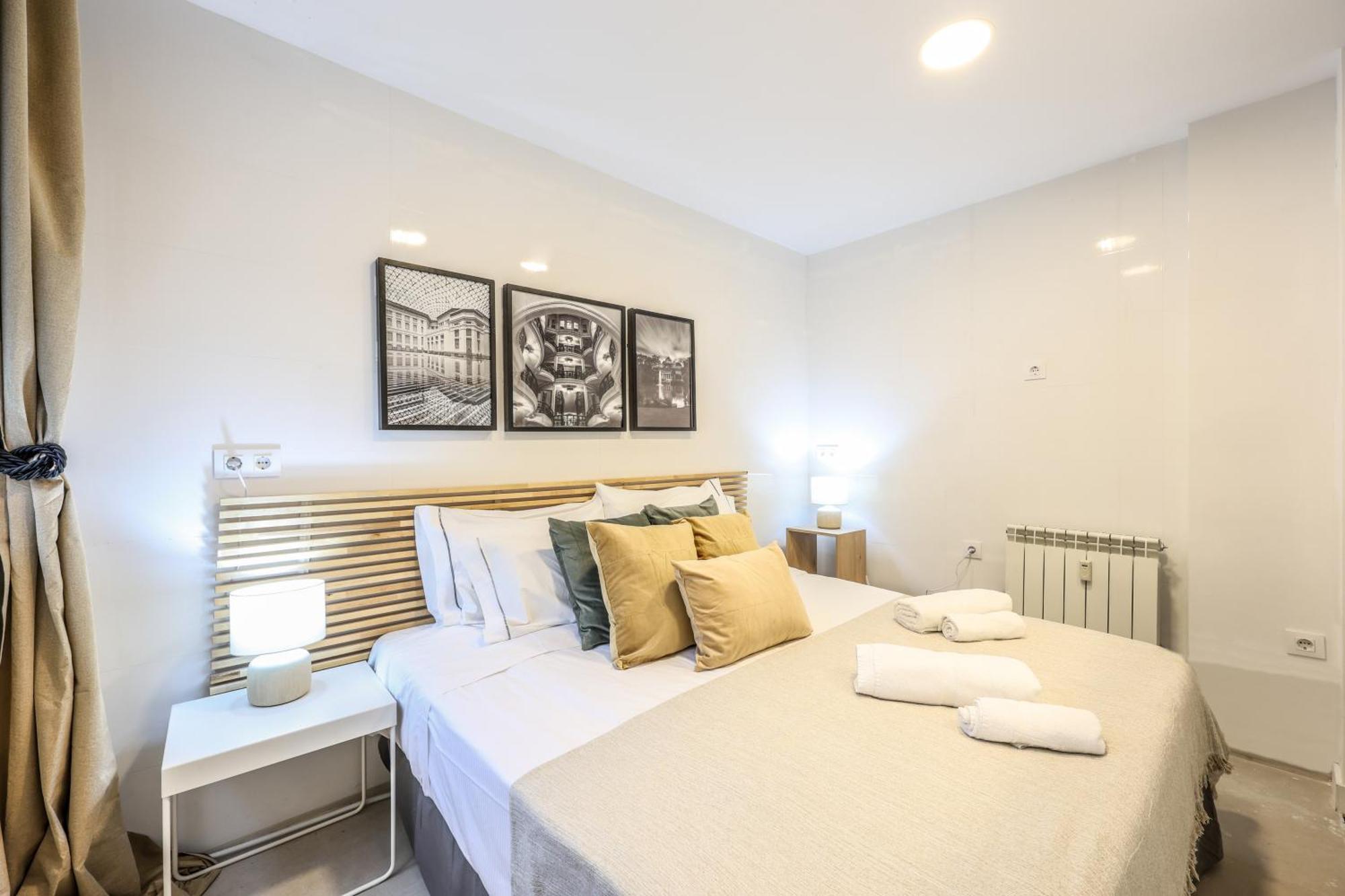 Be Coliving Madrid Centro Hotel Exterior photo